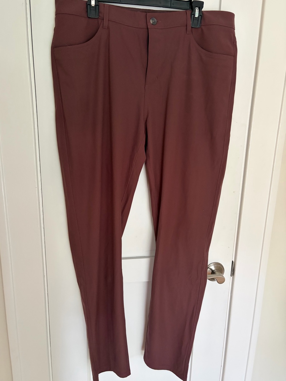 52. Men’s Size XL VUORI Burgundy Dress Pants